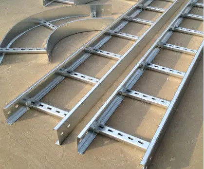 Le type antirouille d'échelle a pré galvanisé le chemin de câbles 1-12m pour industriel