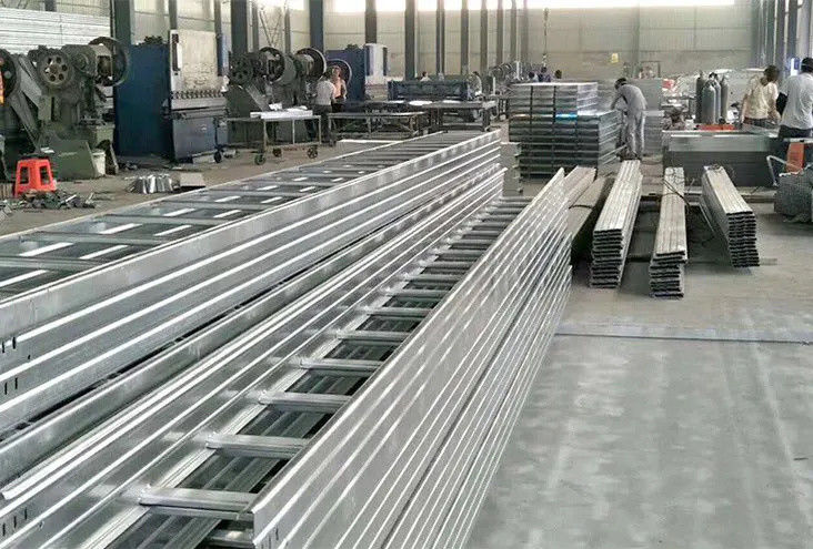 1.5 - type résistance à la corrosion d'échelle de 2.5mm de Tray Galvanised Steel Cable Tray de câble