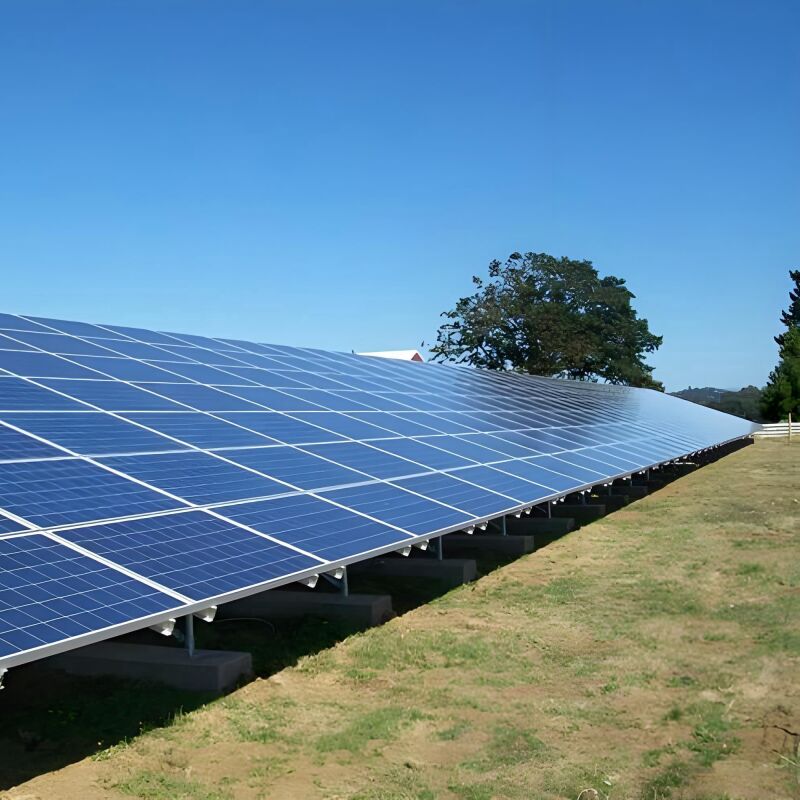 Supports de montage solaires au sol avec des composants en aluminium anodisé résistant à la corrosion, conçus pour un assemblage facile et une utilisation extérieure à long terme.