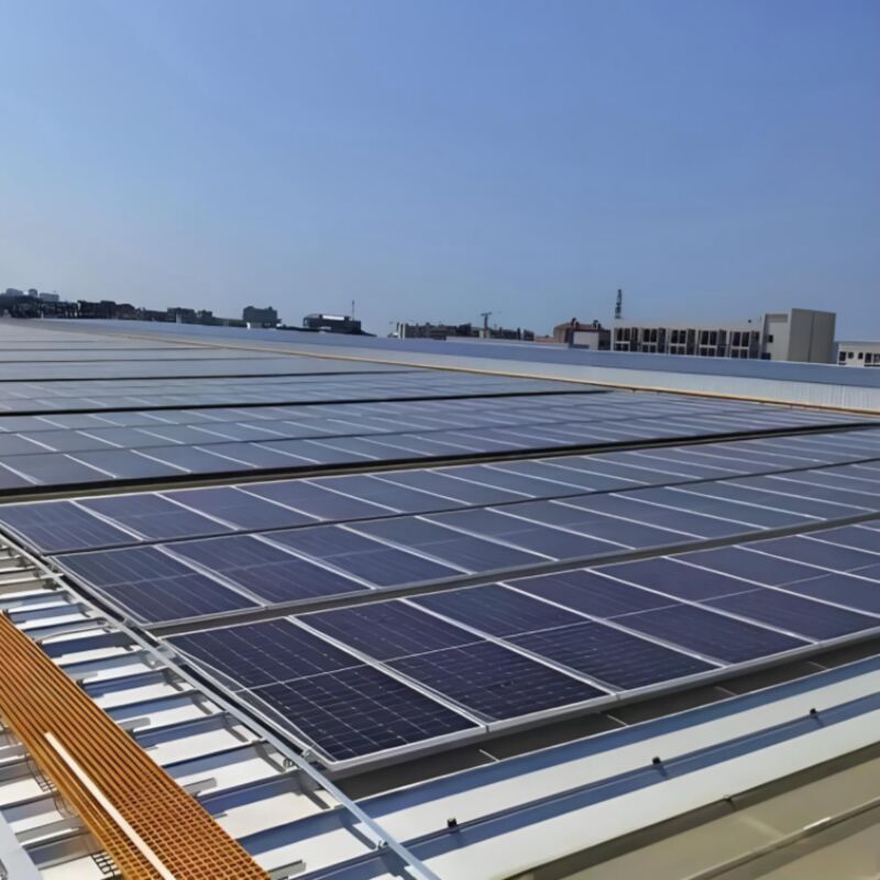 Solution de montage pour toiture plate haute densité : Disposition compacte multi-rangées pour une utilisation maximale de l'espace