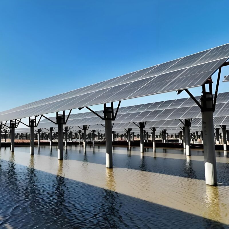 Des supports de montage solaire au sol fabriqués à partir d'acier galvanisé à chaud offrant une forte résistance à la corrosion à long terme à l'extérieur