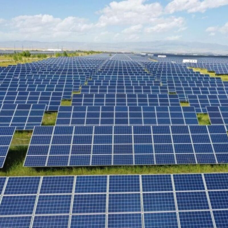 Des supports de montage solaire au sol ne proposant pas de conception avant et des composants en aluminium anodisé pour des solutions de montage solaire durables